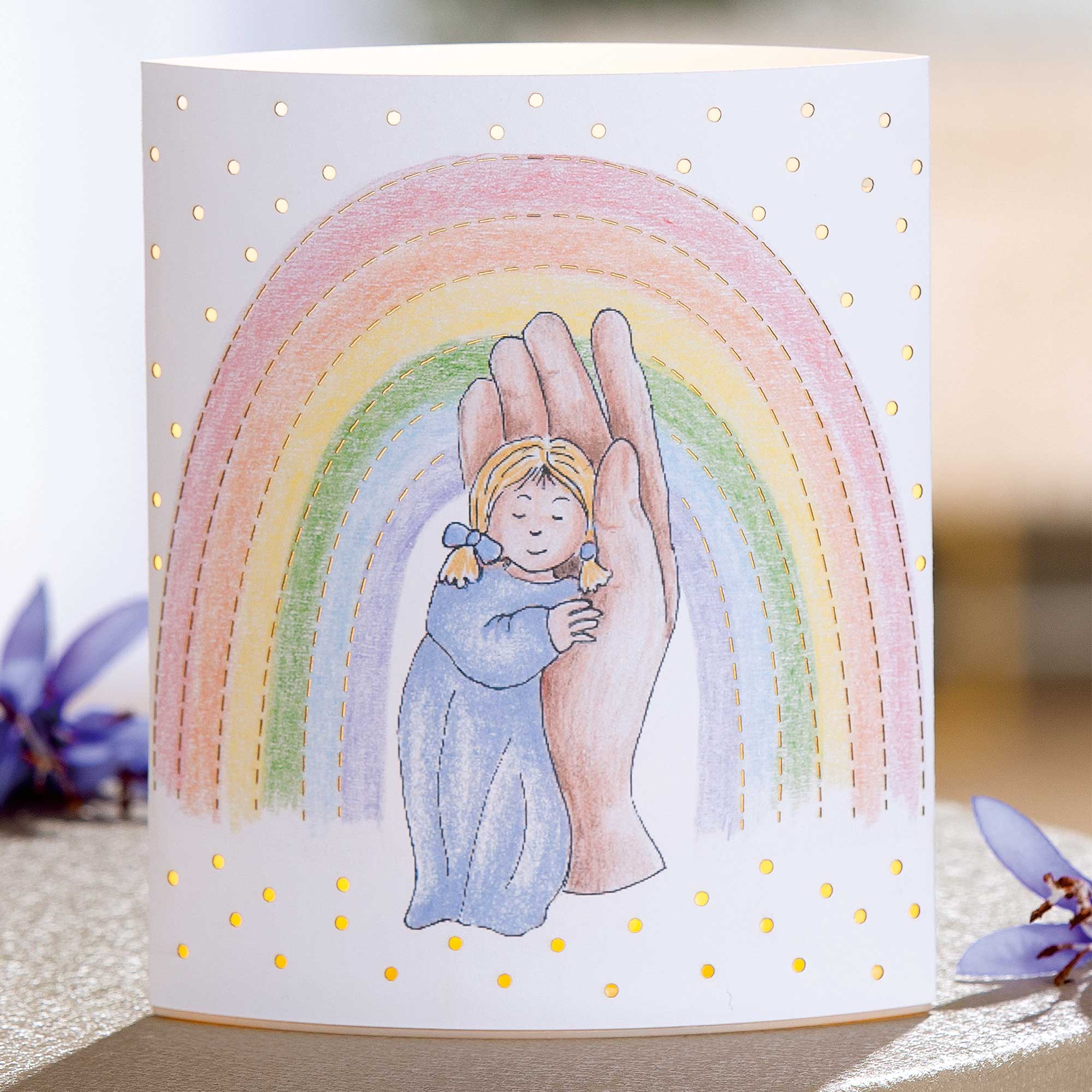 fontis-kind-in-hand-mit-regenbogen-papier-led-dekoleuchte-warmwei image 1