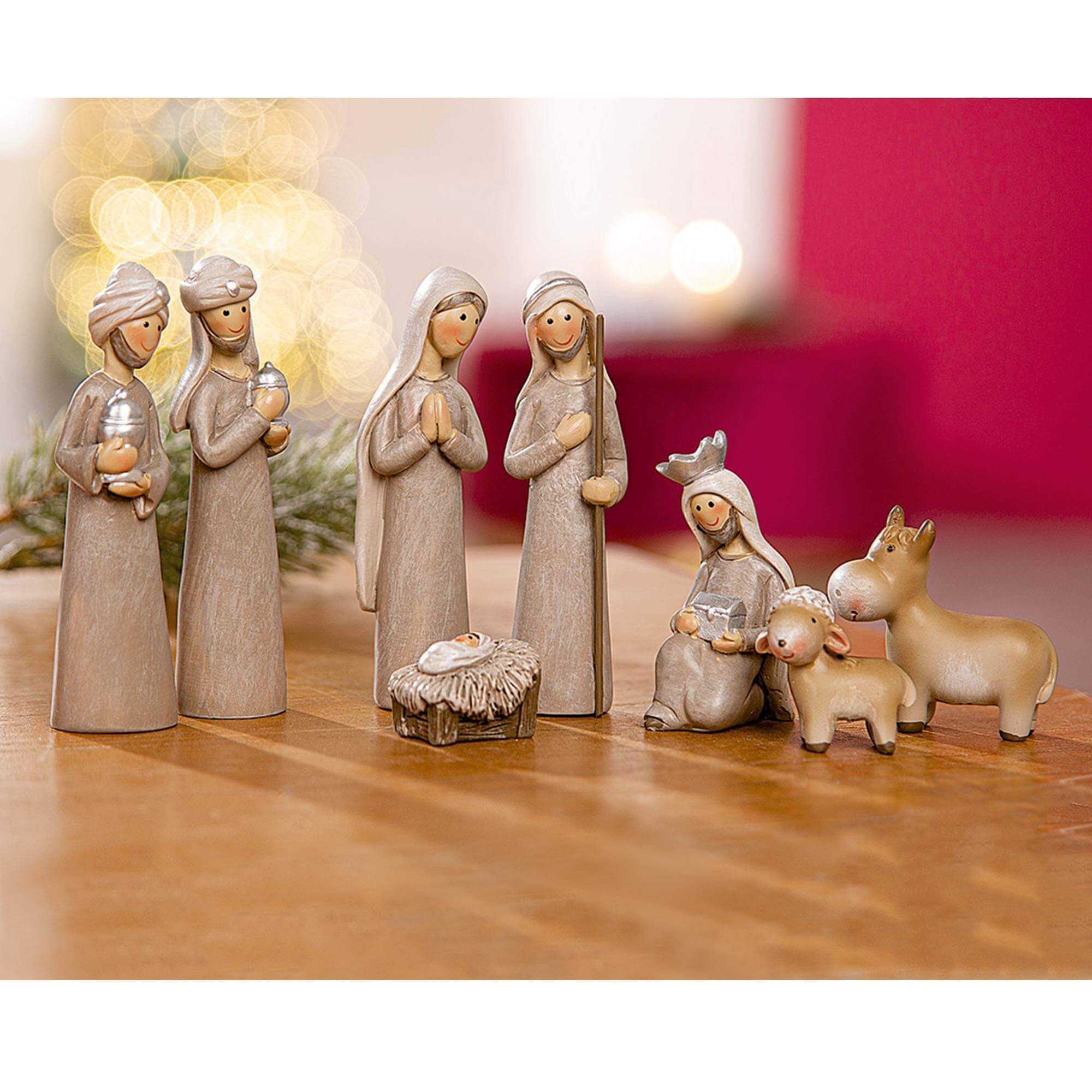 krippenfiguren-8-teiliges-set-kunstharz-weihnachtskrippe image 2