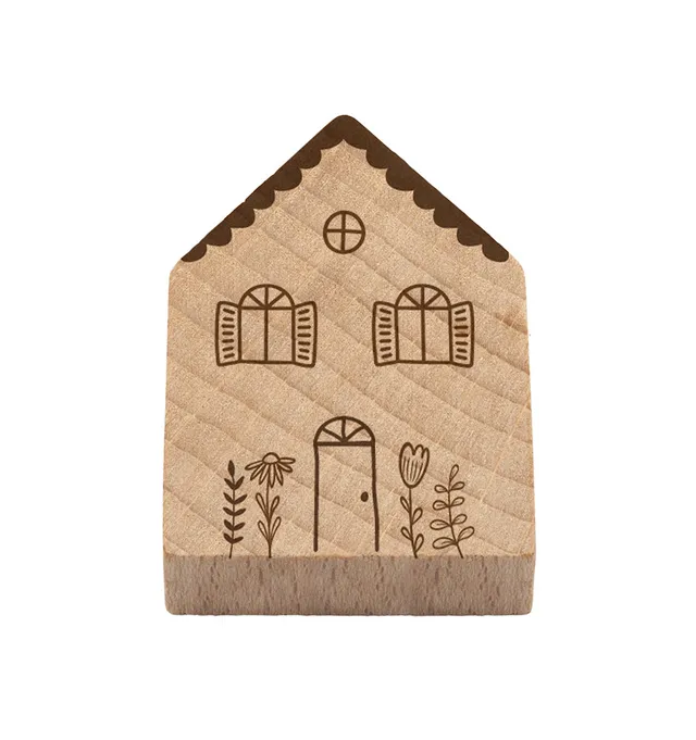 fontis-geschenke-haus-magnetisches-holzhaus-buchenholz image 1