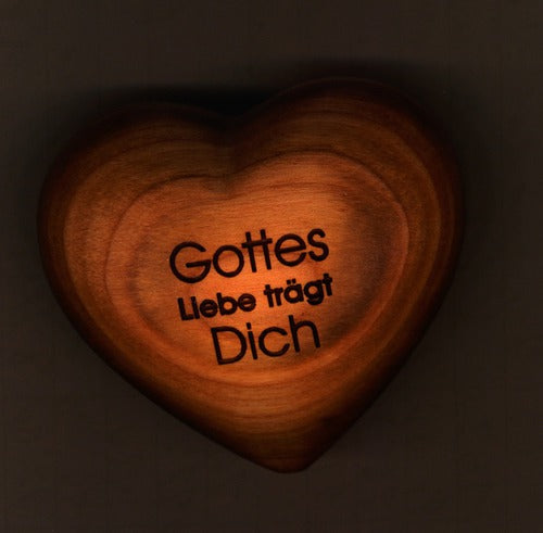 thankgoods-gottes-liebe-tr-gt-dich-herzworte-holzherz-handschmeichler image 1