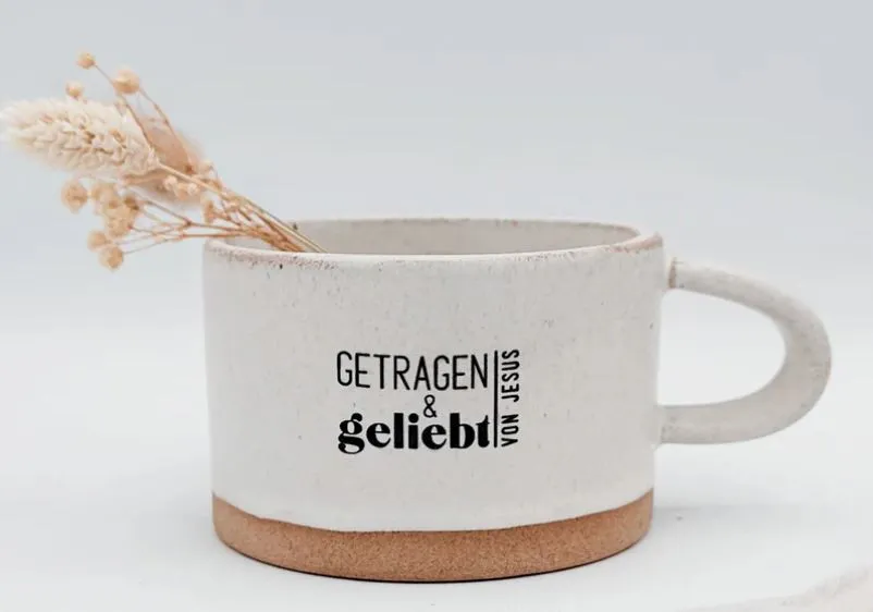 fontis-geschenke-getragen-geliebt-von-jesus-tasse-rusty-s-180ml image 1
