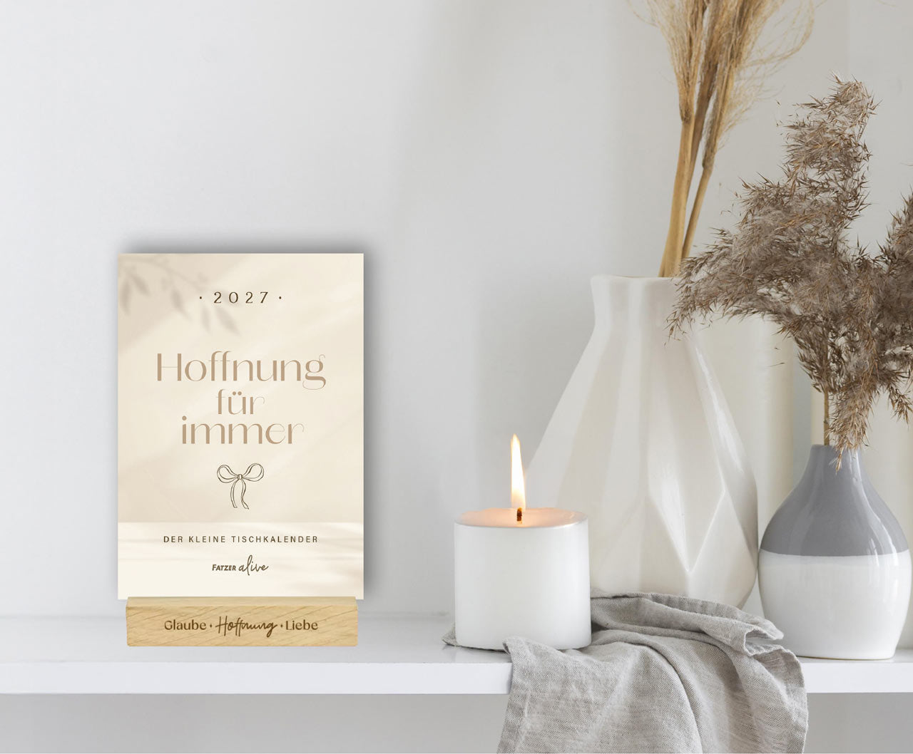 fontis-kalender-hoffnung-f-r-immer-2027-tischkalender-holzaufsteller image 2