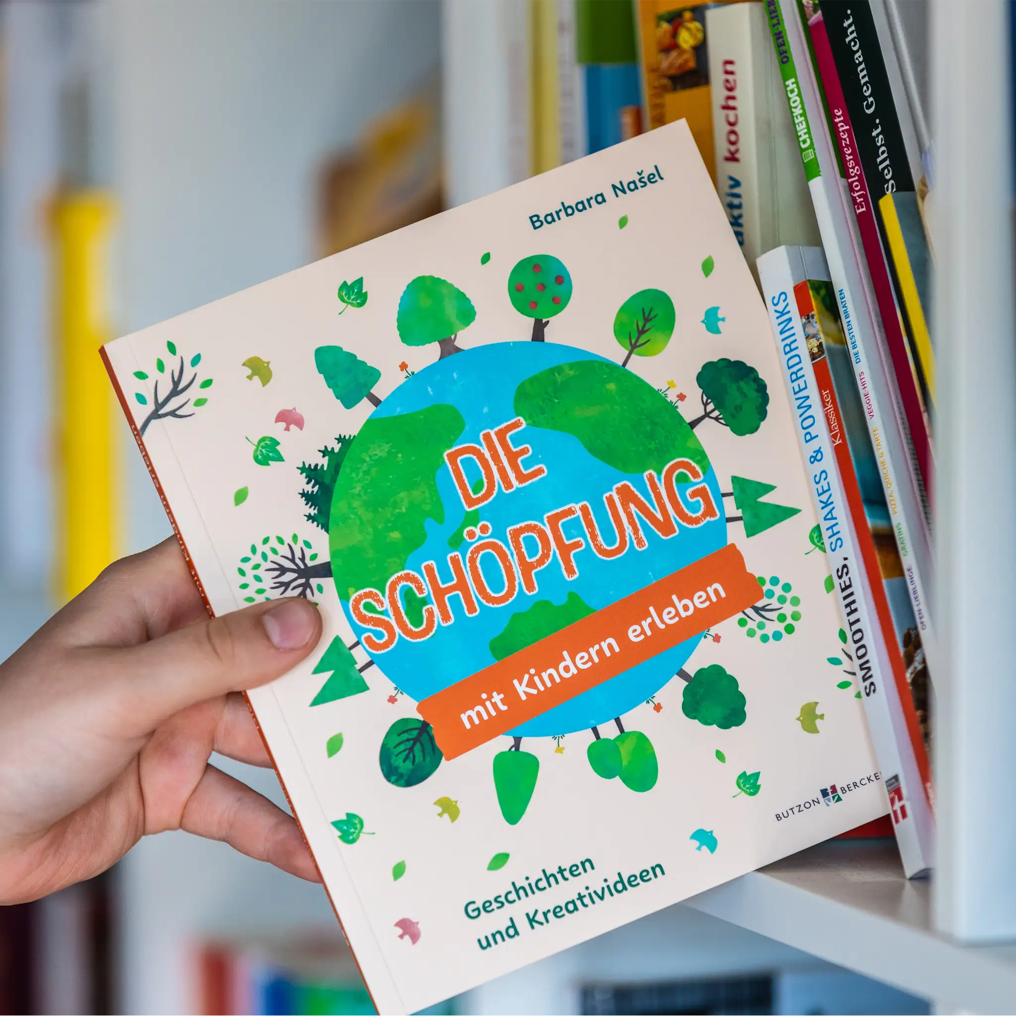 bonifatiuswerk-die-sch-pfung-mit-kindern-erleben-buch-64-seiten image 2
